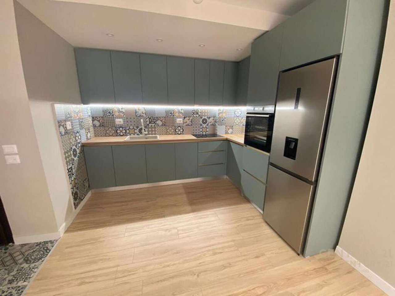 APPARTAMENTO 2+1+2 IN VENDITA VICINO ALL'HOTEL BUTRINTI!