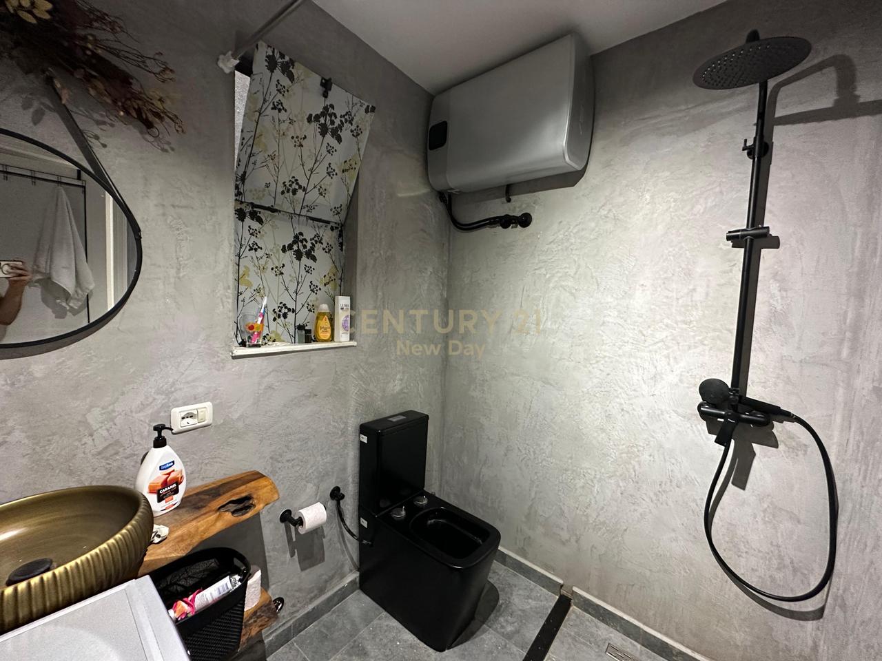 Studio  për Shitje te Mali i Robit, Durrës -  45 m²