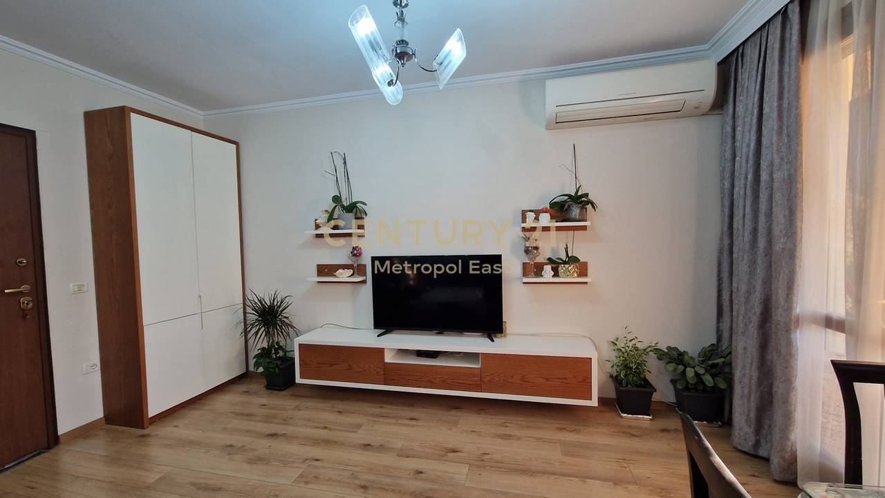 APARTMENT FOR SALE 2+1+2 AT THE BOTANICAL GARDEN