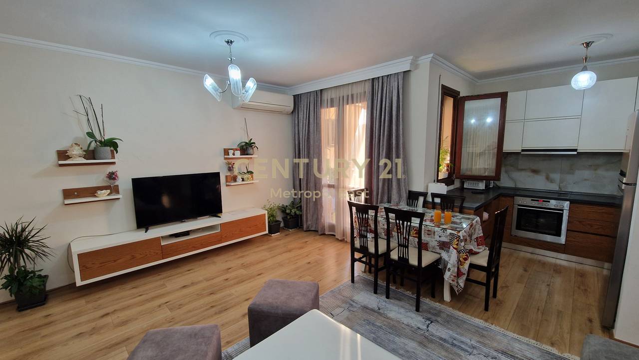 APARTMENT FOR SALE 2+1+2 AT THE BOTANICAL GARDEN