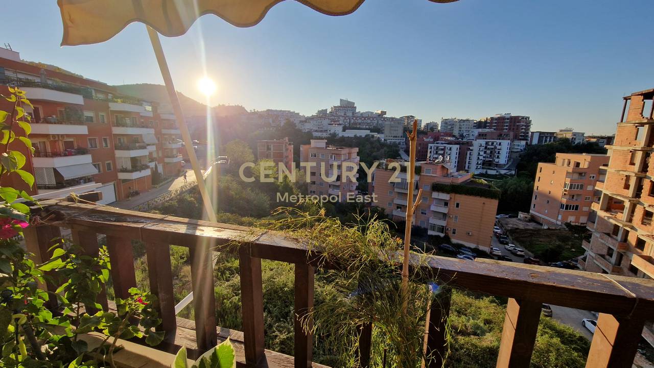 APARTMENT FOR SALE 2+1+2 AT THE BOTANICAL GARDEN