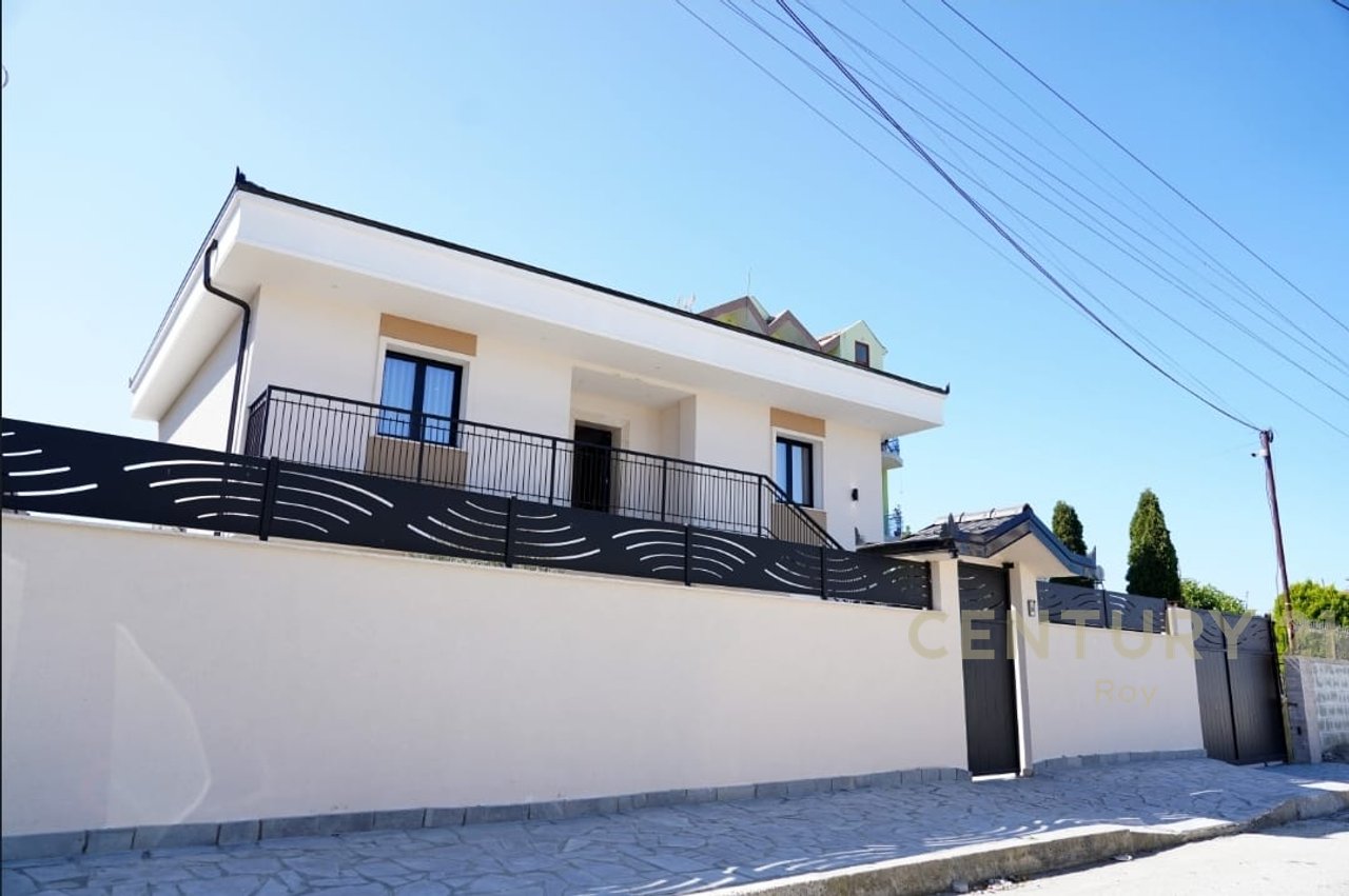 FANTASTIC 2-STOREY VILLA FOR SALE IN SPILLE!!!