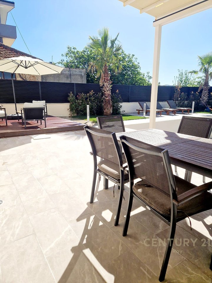 FANTASTIC 2-STOREY VILLA FOR SALE IN SPILLE!!!