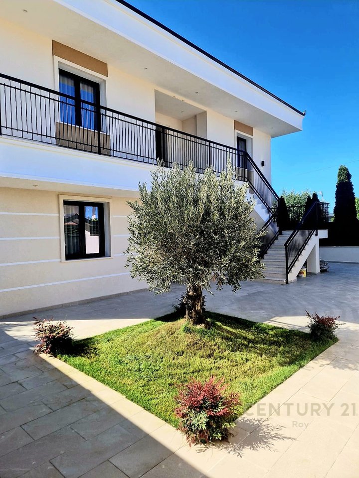 FANTASTIC 2-STOREY VILLA FOR SALE IN SPILLE!!!