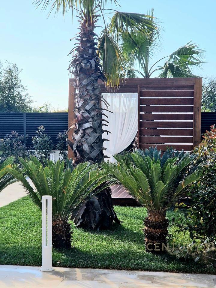 FANTASTIC 2-STOREY VILLA FOR SALE IN SPILLE!!!