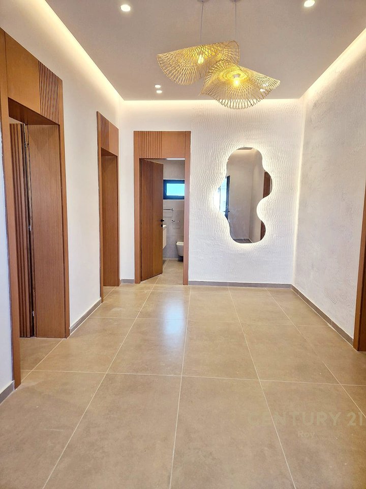 FANTASTIC 2-STOREY VILLA FOR SALE IN SPILLE!!!