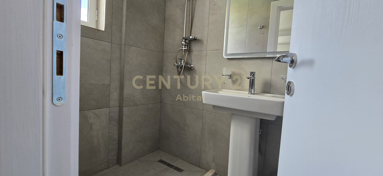 APARTAMENT 1+1 PER QERA NE LAPRAKE!