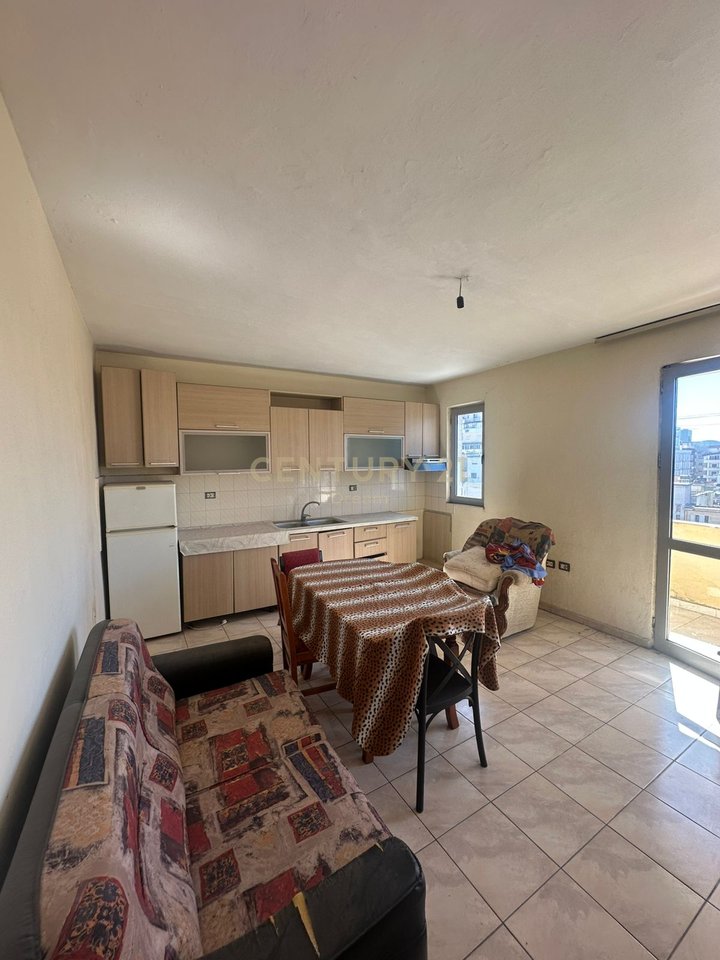 SHITET APARTAMENT 2+1 NE XHAMLLIK !