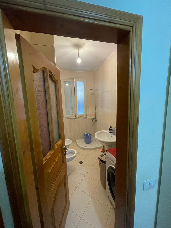 APARTAMENT 2+1+2 PER SHITJE FRESKU RRUGA MUHAMET DELIU