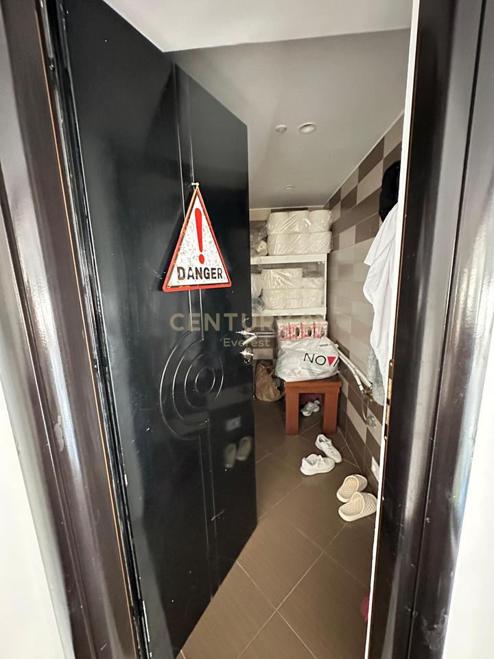 GELATERIA BUSINESS FOR SALE AT DELIJORGJI