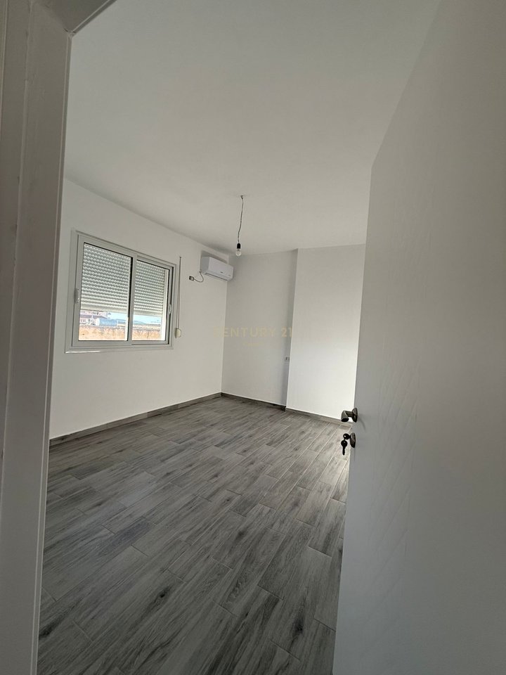 APARTMENT 2+1, FOR SALE IN "TRANSBALLKANIK" VLORE!!!