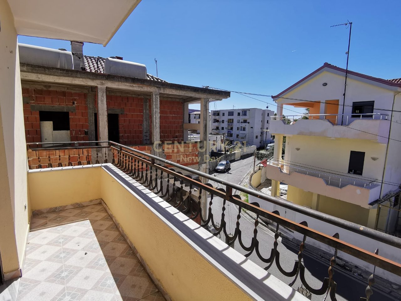 SECONDO PIANO DI UNA VILLA IN AFFITTO A SHIJAK!