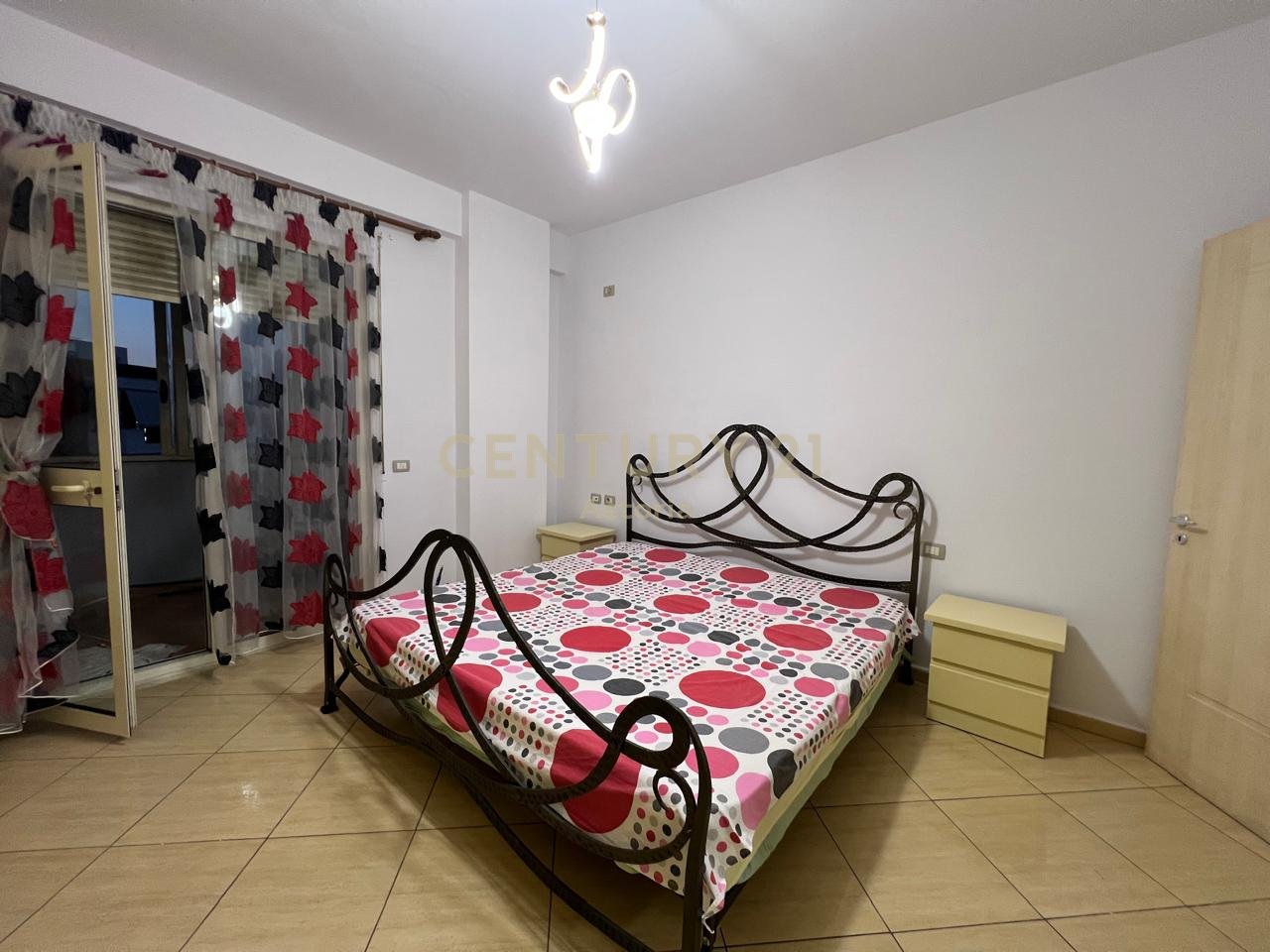 Jepet me qira apartament 2+1+2 prane kompleksit Delijorgji