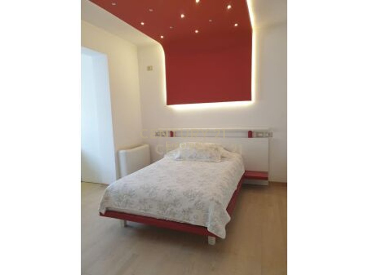 Apartament 2+1 per Qera ne Bllok