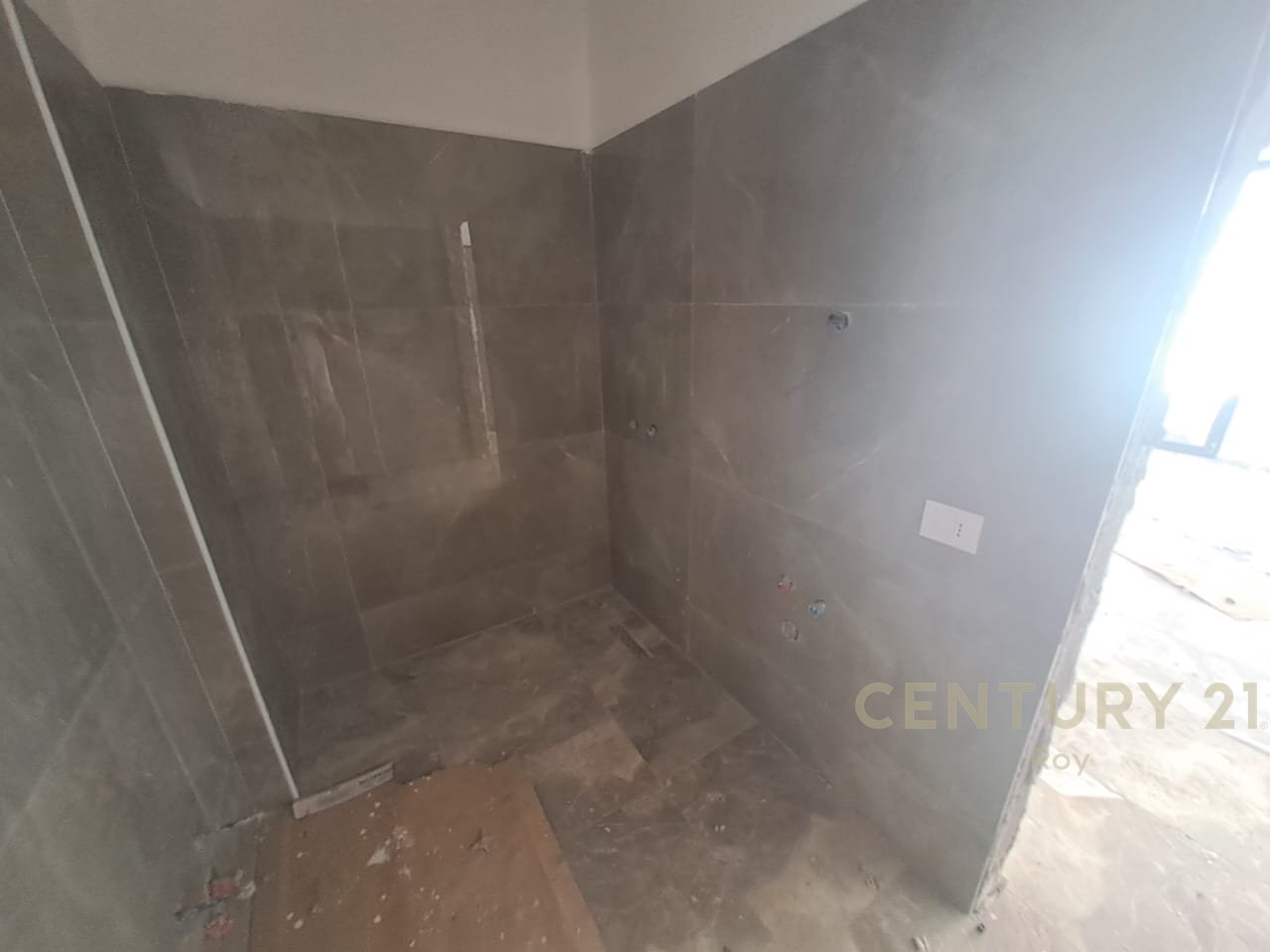 Apartament 2+1 Për Shitje te Rezidenca Liburna në Golem, Durrës -102.120€ |85.1 m²