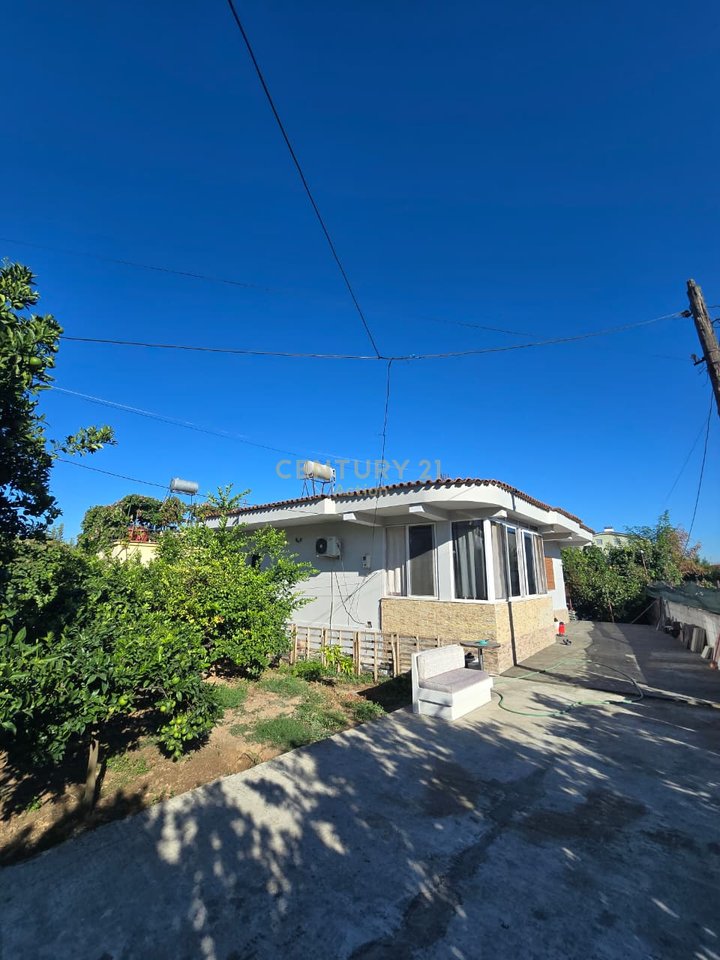 Private house for sale Univers City, Tirana - €250,000.00 | 330 m²!