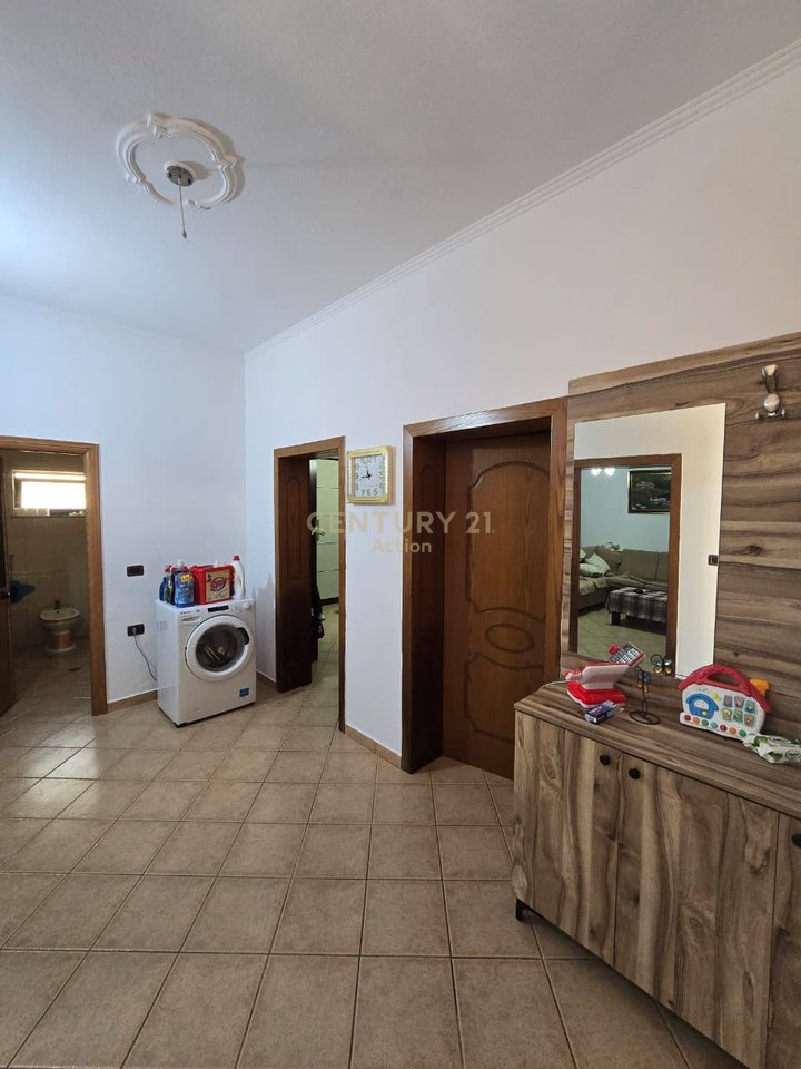 Private house for sale Univers City, Tirana - €250,000.00 | 330 m²!
