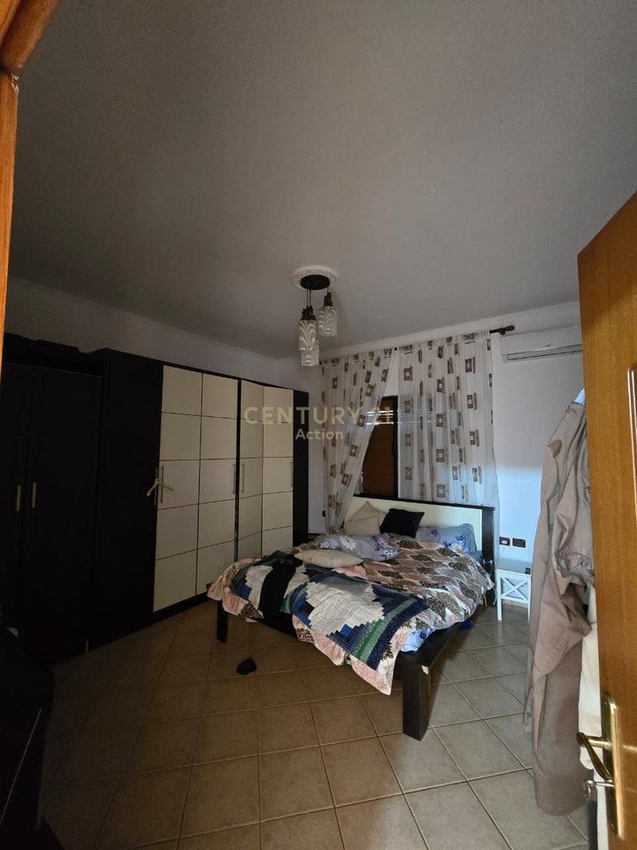 Private house for sale Univers City, Tirana - €250,000.00 | 330 m²!