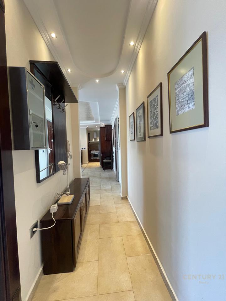 Artificial Lake (Juridical) 3+1 apartment for rent