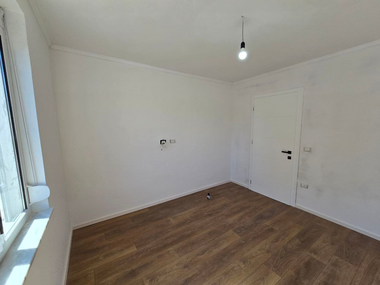 APARTAMENT 2+1 PER SHITJE PRANE SHKOLLES 1 MAJ!