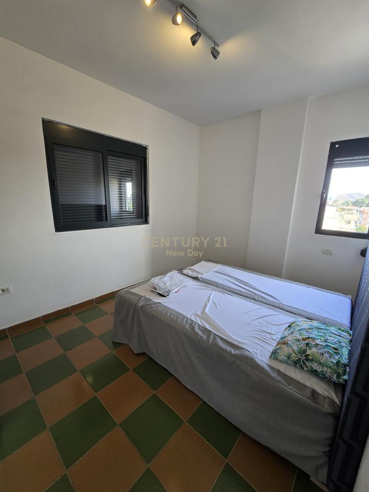 SHITET APARTAMENT 1+1 TEK MALI I ROBIT!