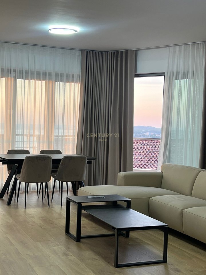 APPARTAMENTO DI LUSSO 2+1+2 IN AFFITTO, VISTA MARE COMPLETA IN ACQUA FREDDA, VLORE!