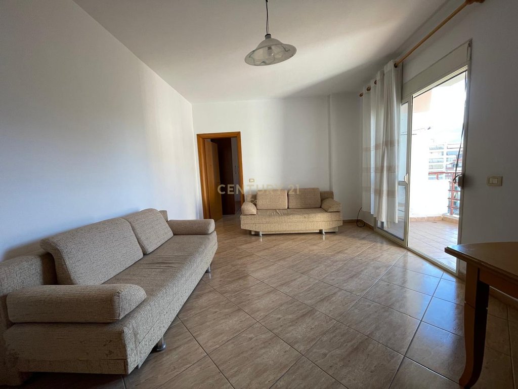 TE RRUGA E CIPAJVE, NE VLORE , SHESIM APARTAMENT 1+1!!!