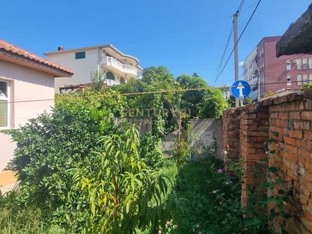 House For Sale in Ali Demi, Tirana - €294,000.00 | 300 m²!