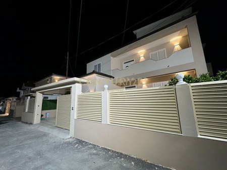 VILLA FOR RENT ON THE BEACH!