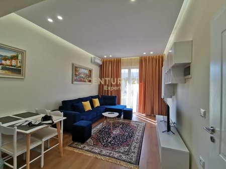 APPARTAMENTO SHESIM 1+1 VICINO ALL'HOTEL COLOSSEO, VIA DURRËS!!!