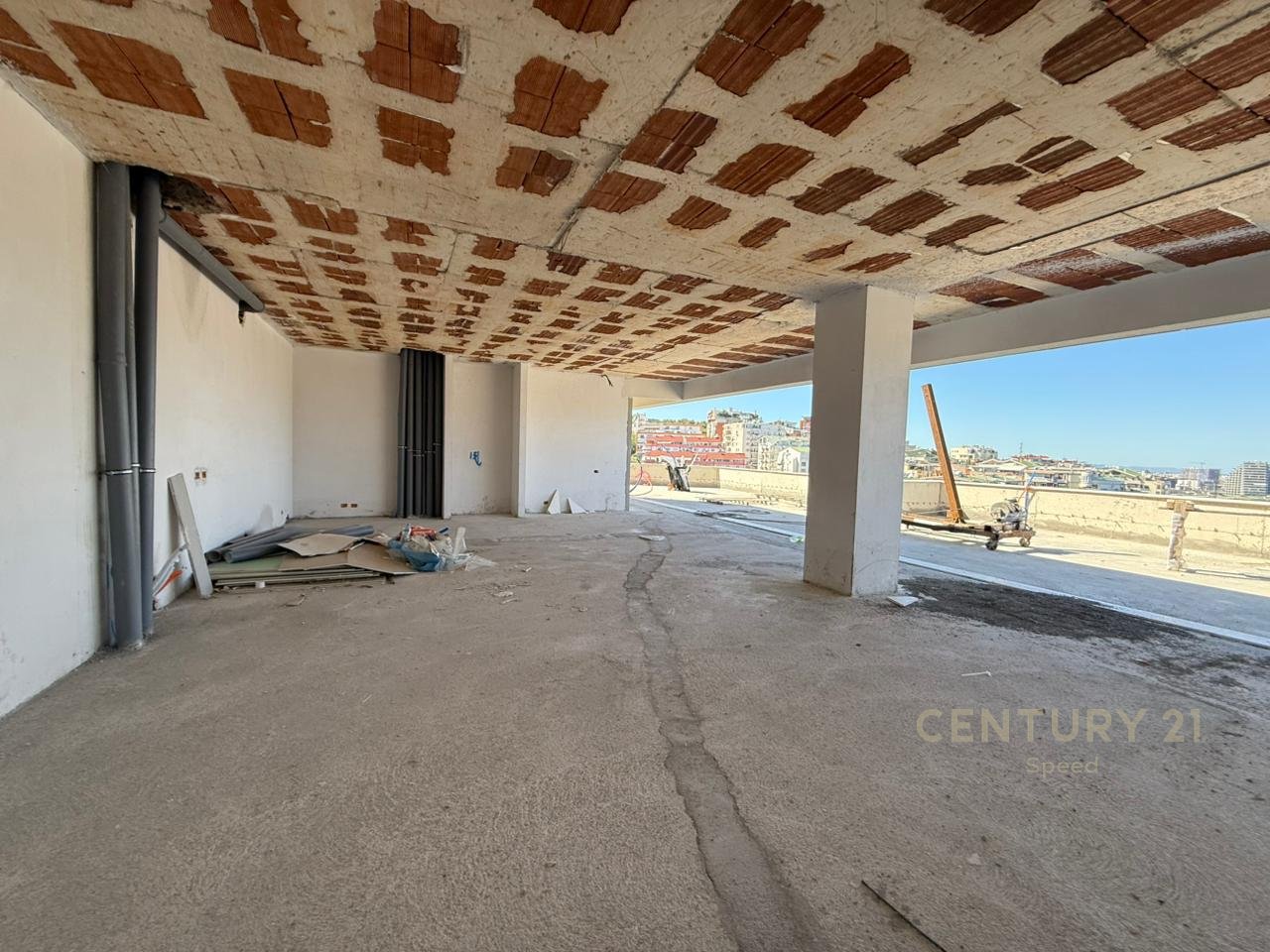 Attico con vista fantastica in vendita a Dry Lake, Tirana | 350 m²