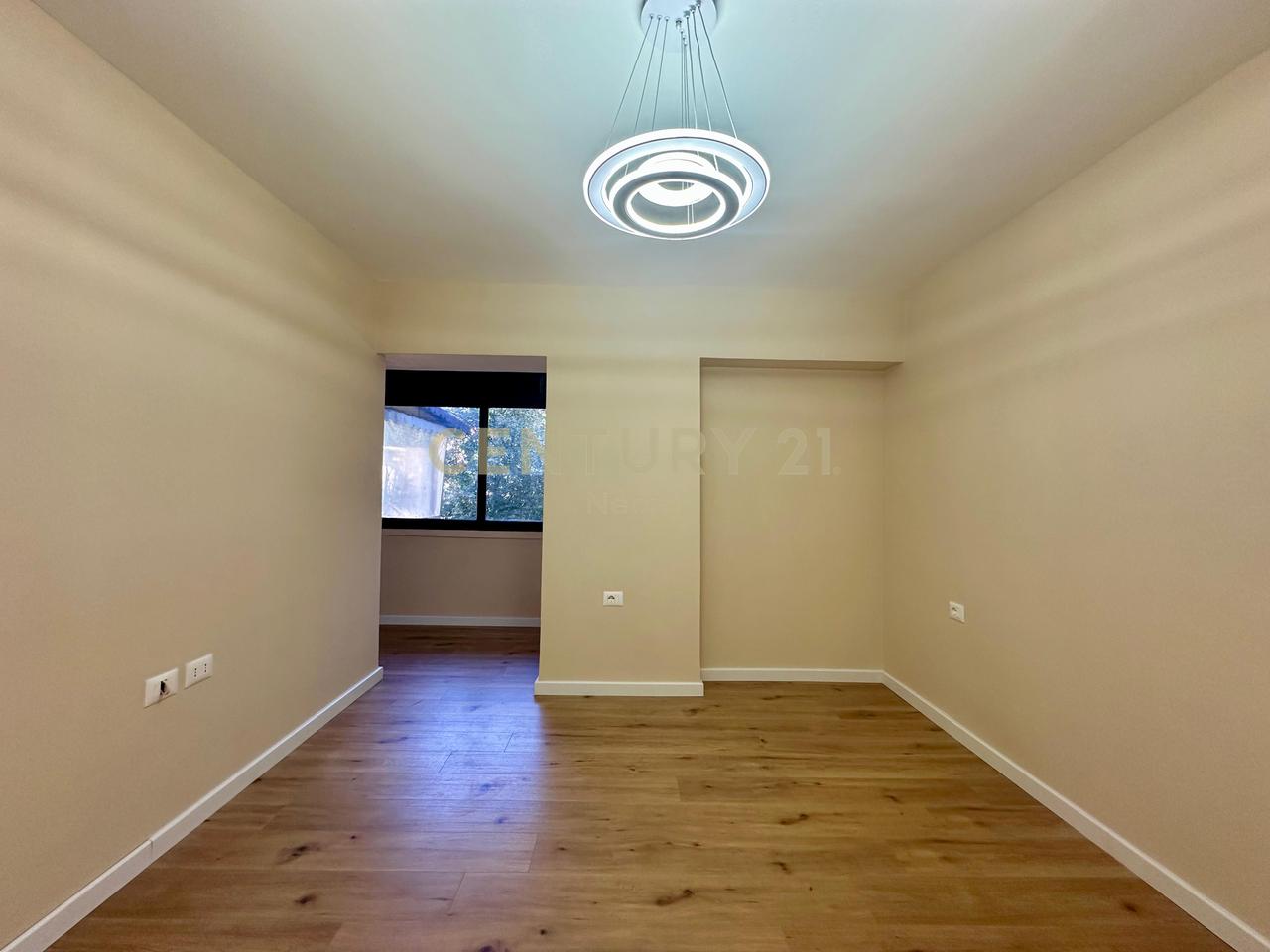 Appartamento 1+1 in vendita a Kombinat, via Fabrika e Qelqit