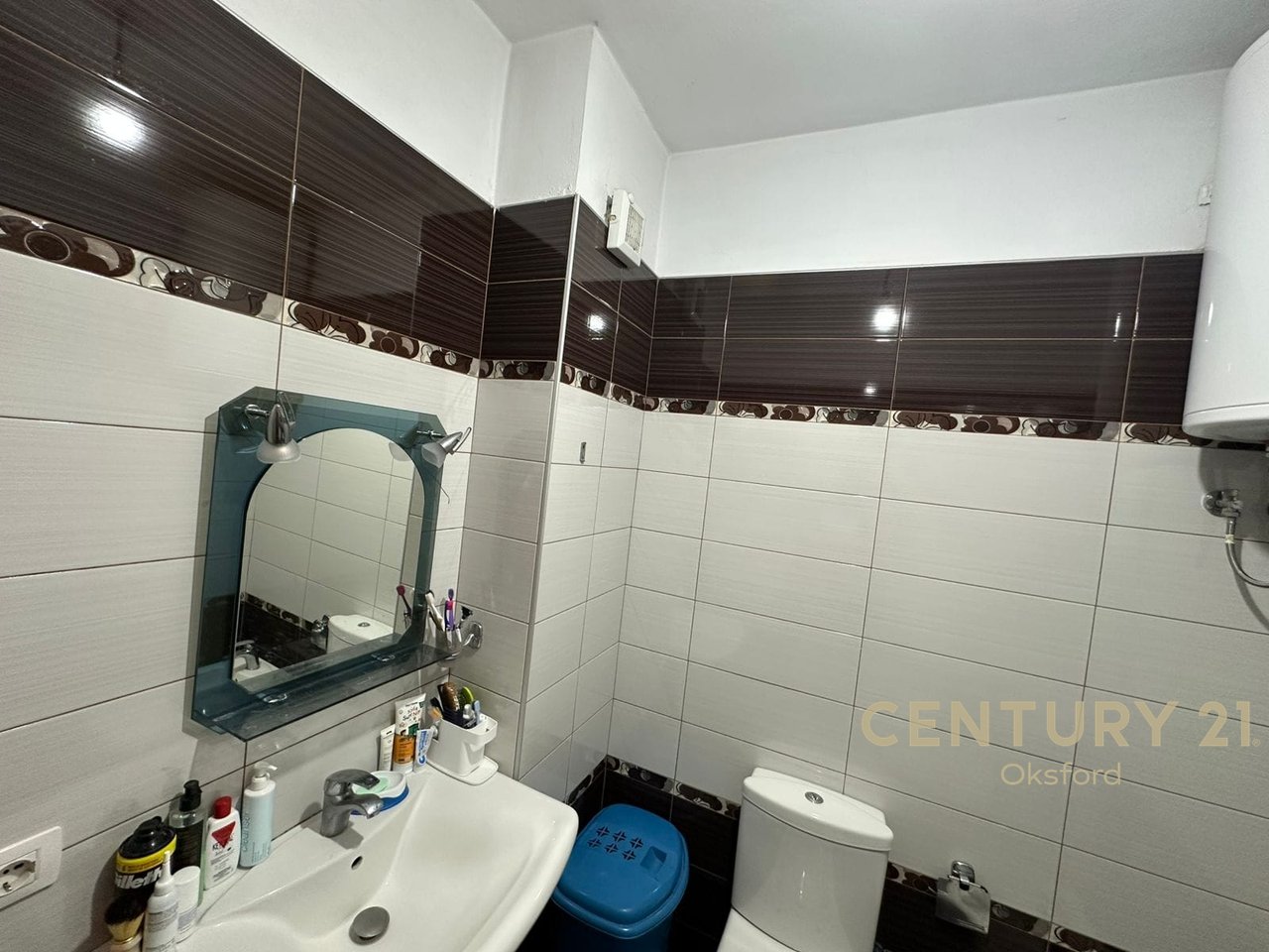 SHESIM APARTAMENT 2+1+2 NE ZONEN E DON BOSKOS