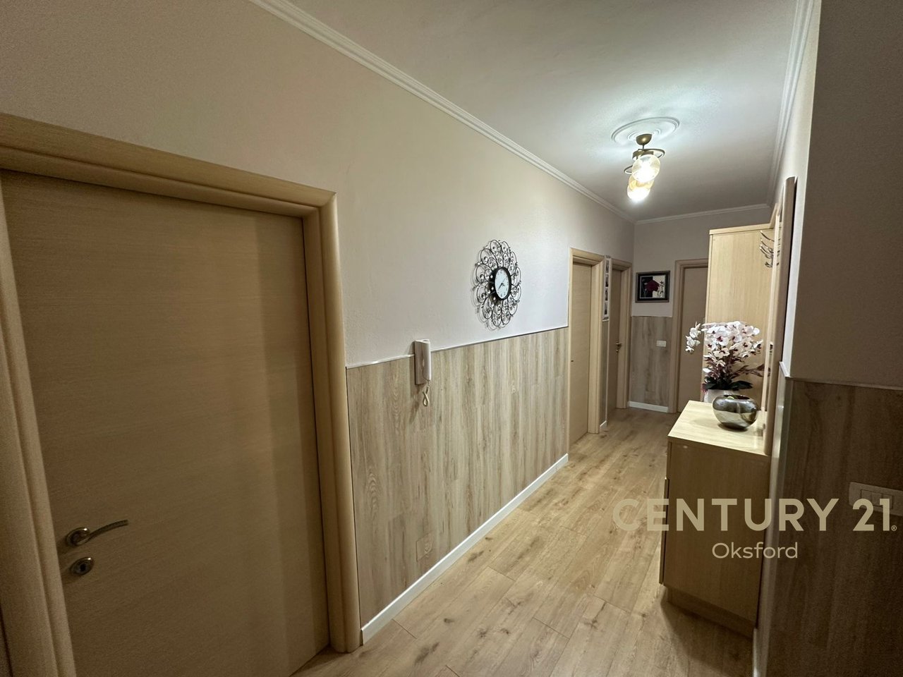 SHESIM APARTAMENT 2+1+2 NE ZONEN E DON BOSKOS