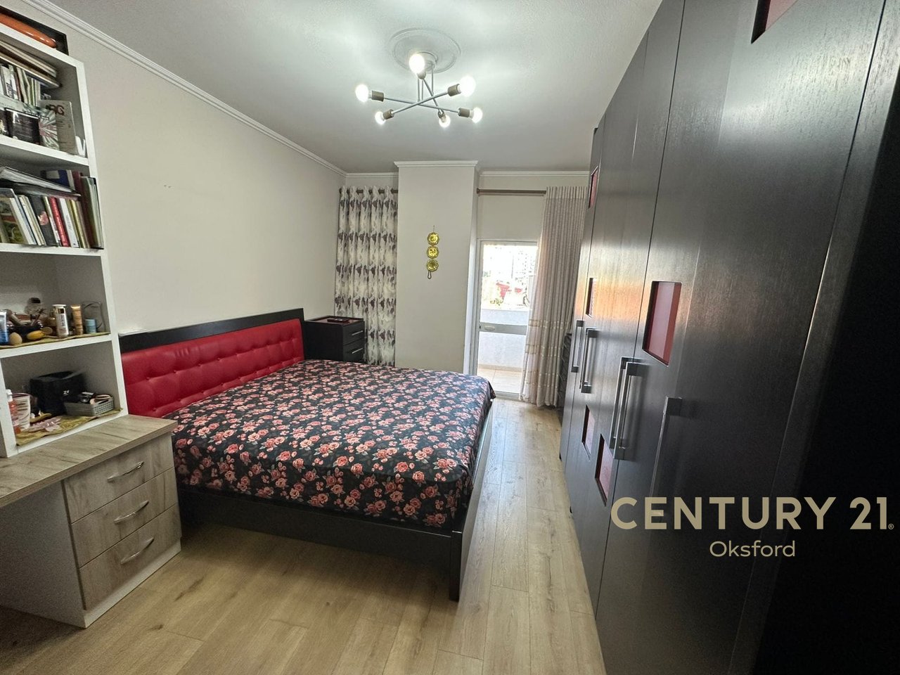 SHESIM APARTAMENT 2+1+2 NE ZONEN E DON BOSKOS