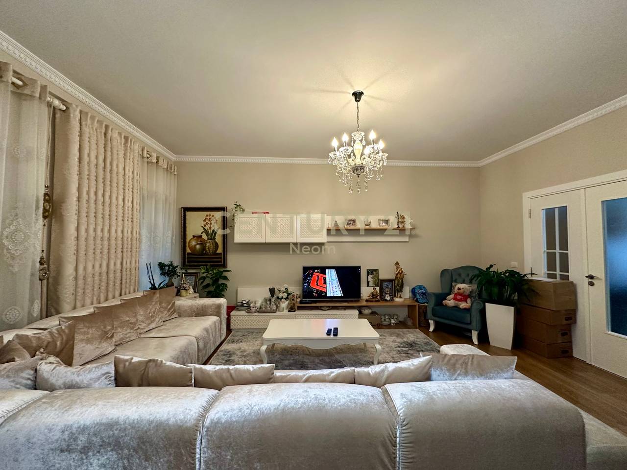 SHESIM, APARTAMENT 3+1+2, KOPSHTI ZOOLOGJIK!