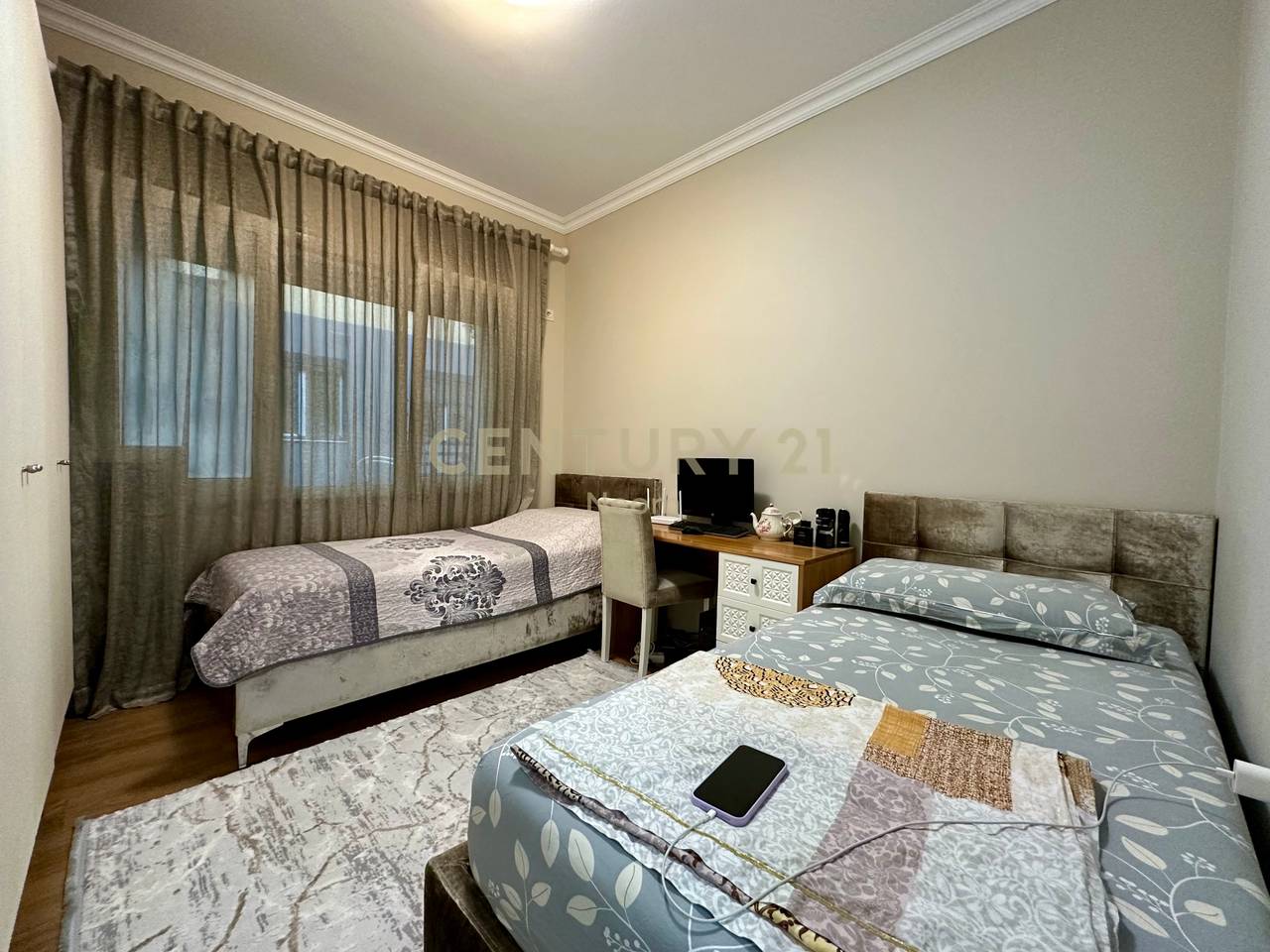 SHESIM, APARTAMENT 3+1+2, KOPSHTI ZOOLOGJIK!