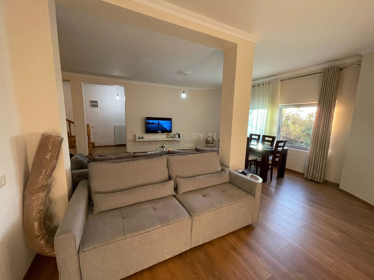 VILLA FOR SALE IN THE "PARTIZANI" NEIGHBORHOOD, VLORE!!