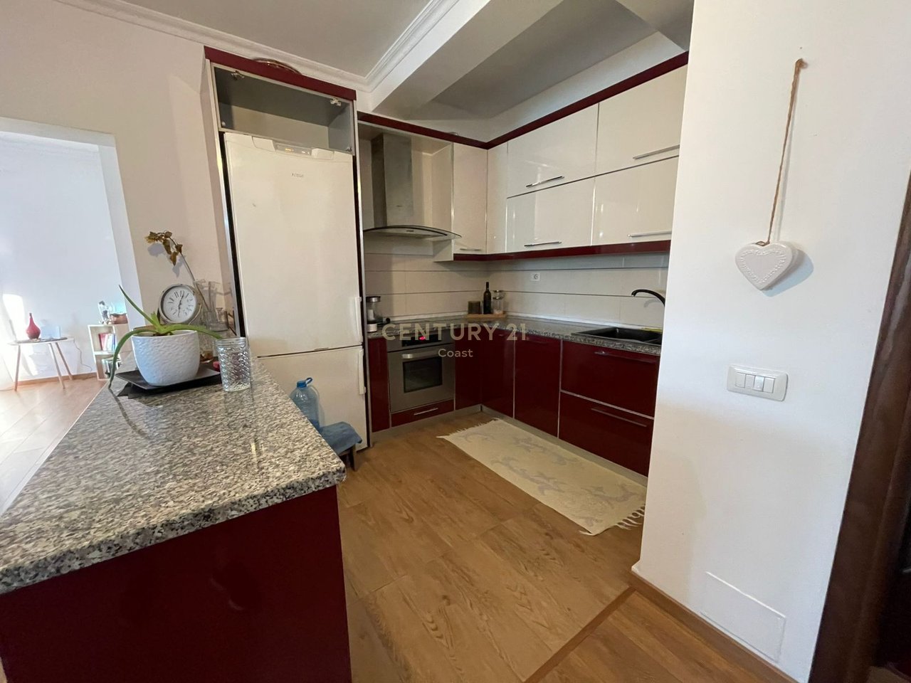 VILLA FOR SALE IN THE "PARTIZANI" NEIGHBORHOOD, VLORE!!