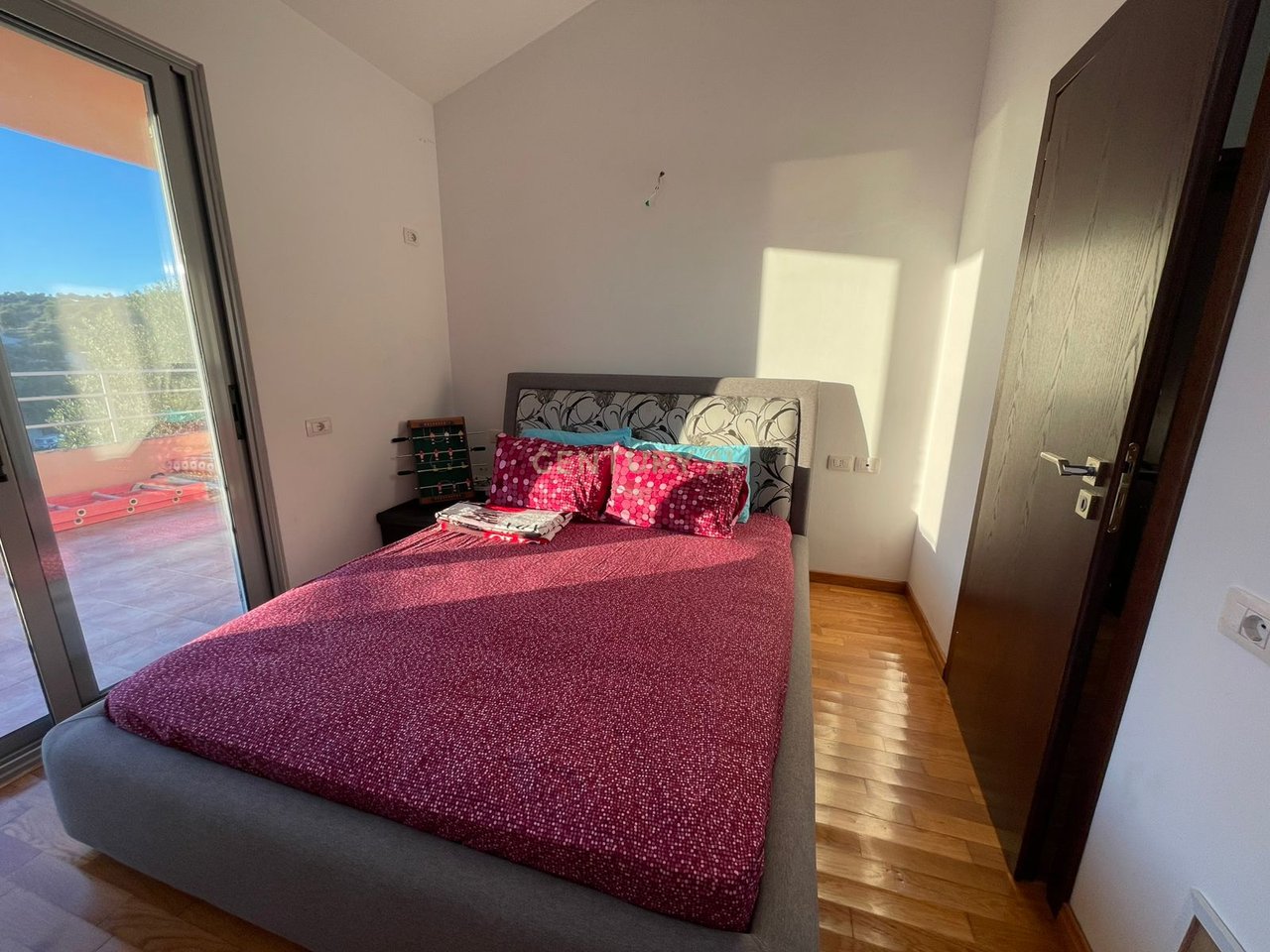 VILLA FOR SALE IN THE "PARTIZANI" NEIGHBORHOOD, VLORE!!