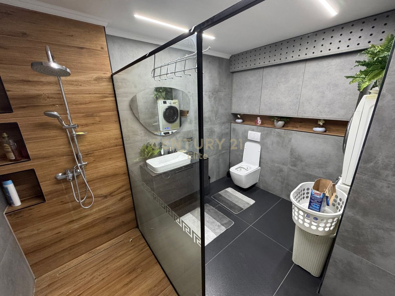 APARTMENT FOR RENT 2+1+2 IN BRRYLI!