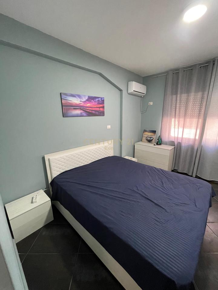 Apartament 1+1 Me Qira në Plazh Stacioni i parë, Durrës !!!
