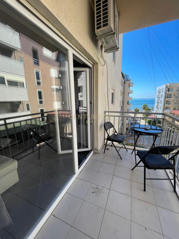 Apartament 1+1 Me Qira në Plazh Stacioni i parë, Durrës !!!