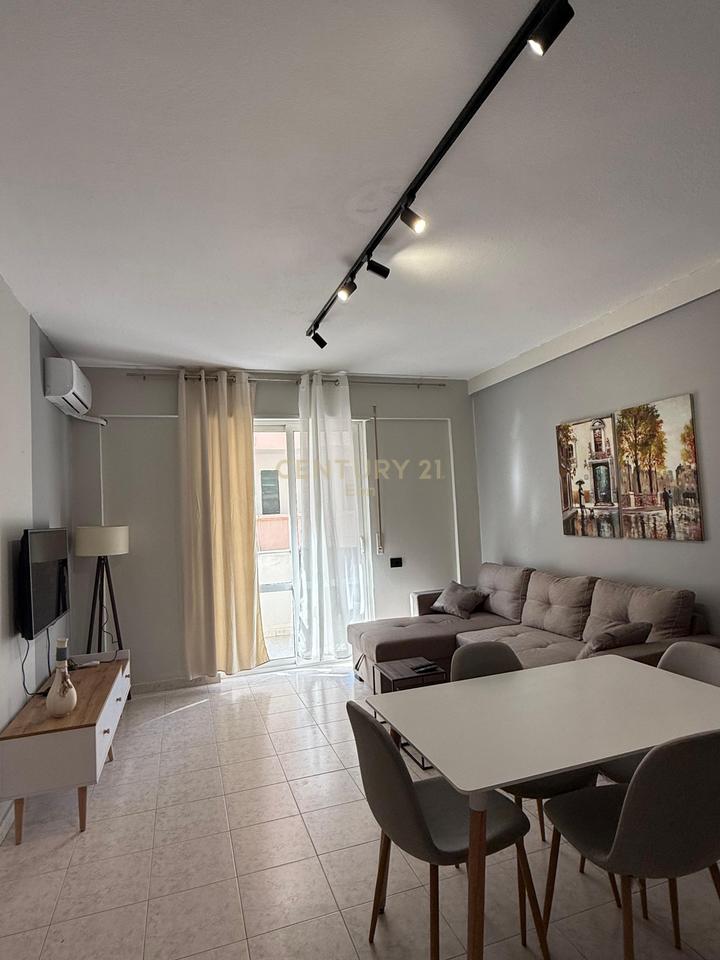 Apartament 1+1 Me Qira në Plazh Iliria, Durrës !!