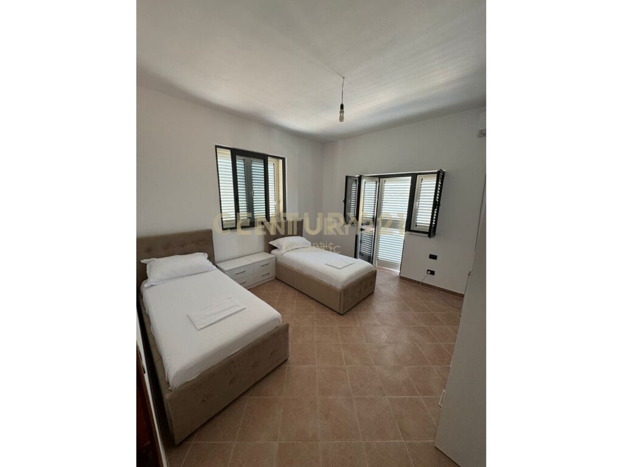 VILLA FOR RENT ON THE BEACH!