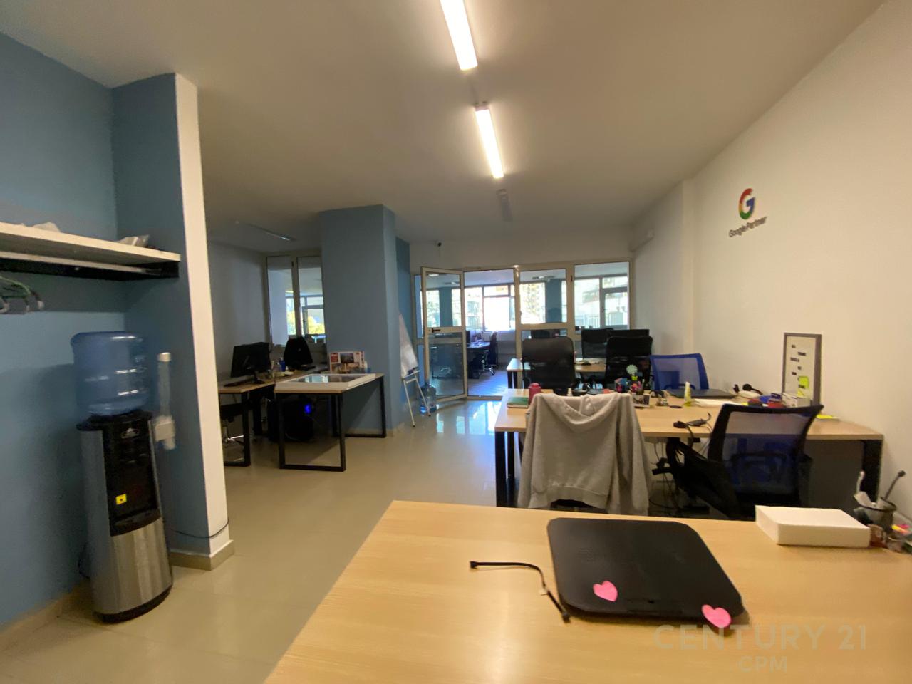 NEL CENTRO DI TIRANA AFFITTIAMO UFFICIO DI 306 M2