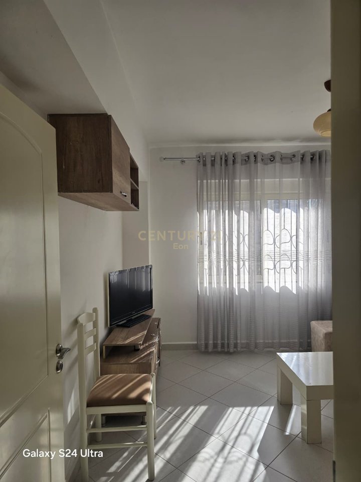 1+1 Apartment for Rent near the Hospital, Durrës!