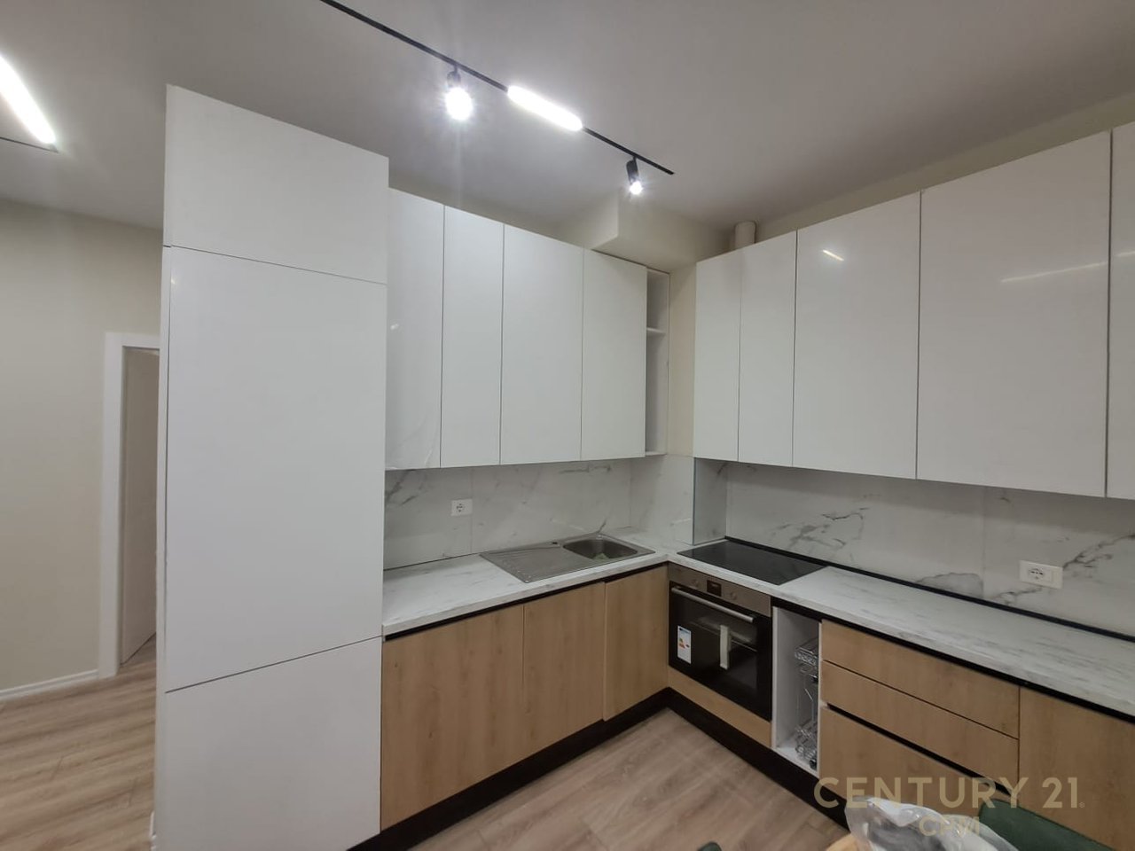 Apartment 2+1+2 for sale in Ali Demi