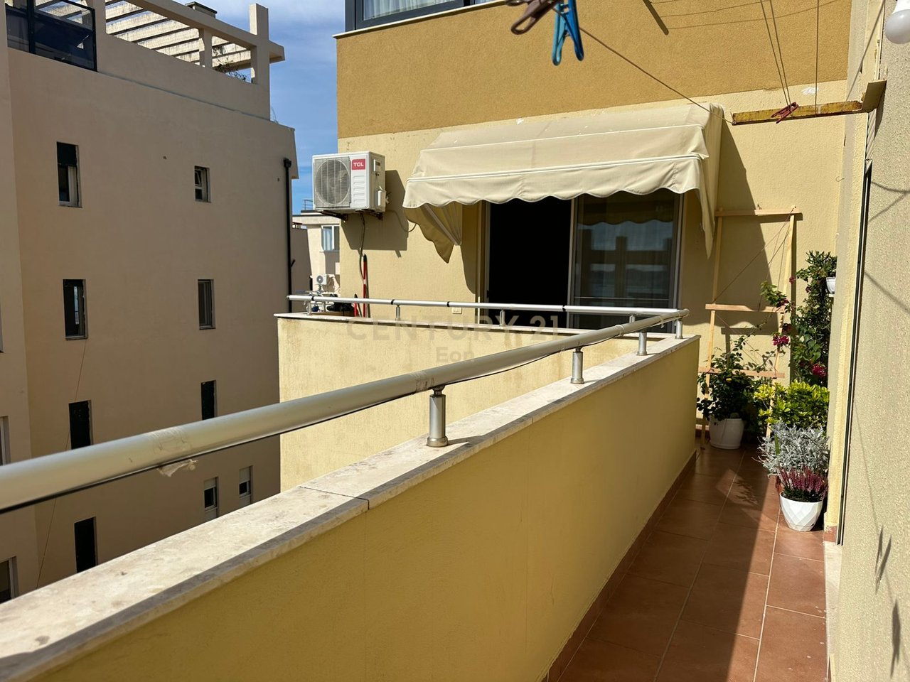 APARTMENT 2+1 FOR SALE SEA VIEW 20m FROM THE SEA, ON THE BEACH NEAR DAJLANI BRIDGE, DURRES !