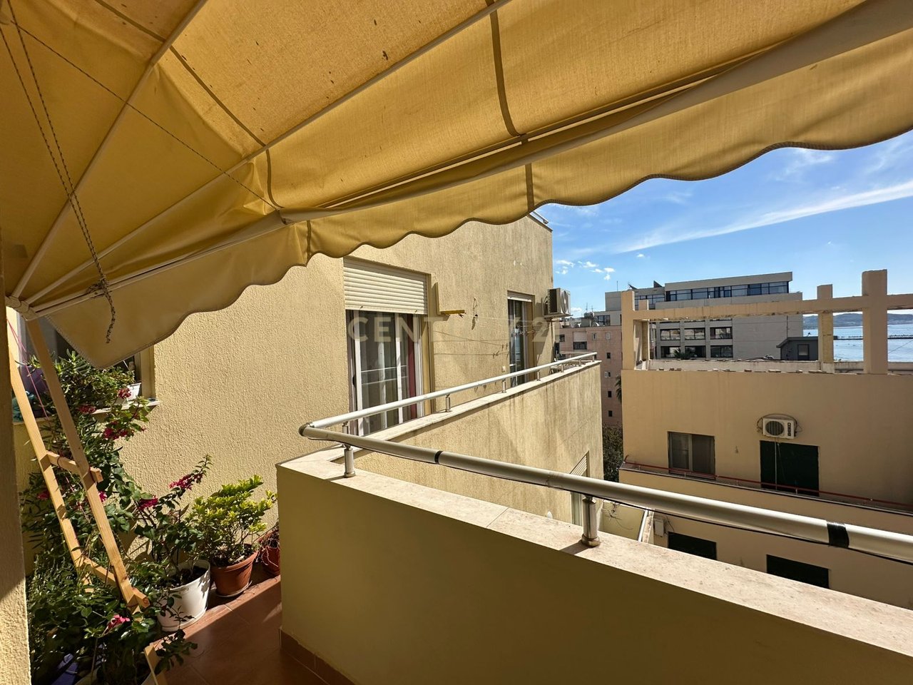 APARTMENT 2+1 FOR SALE SEA VIEW 20m FROM THE SEA, ON THE BEACH NEAR DAJLANI BRIDGE, DURRES !